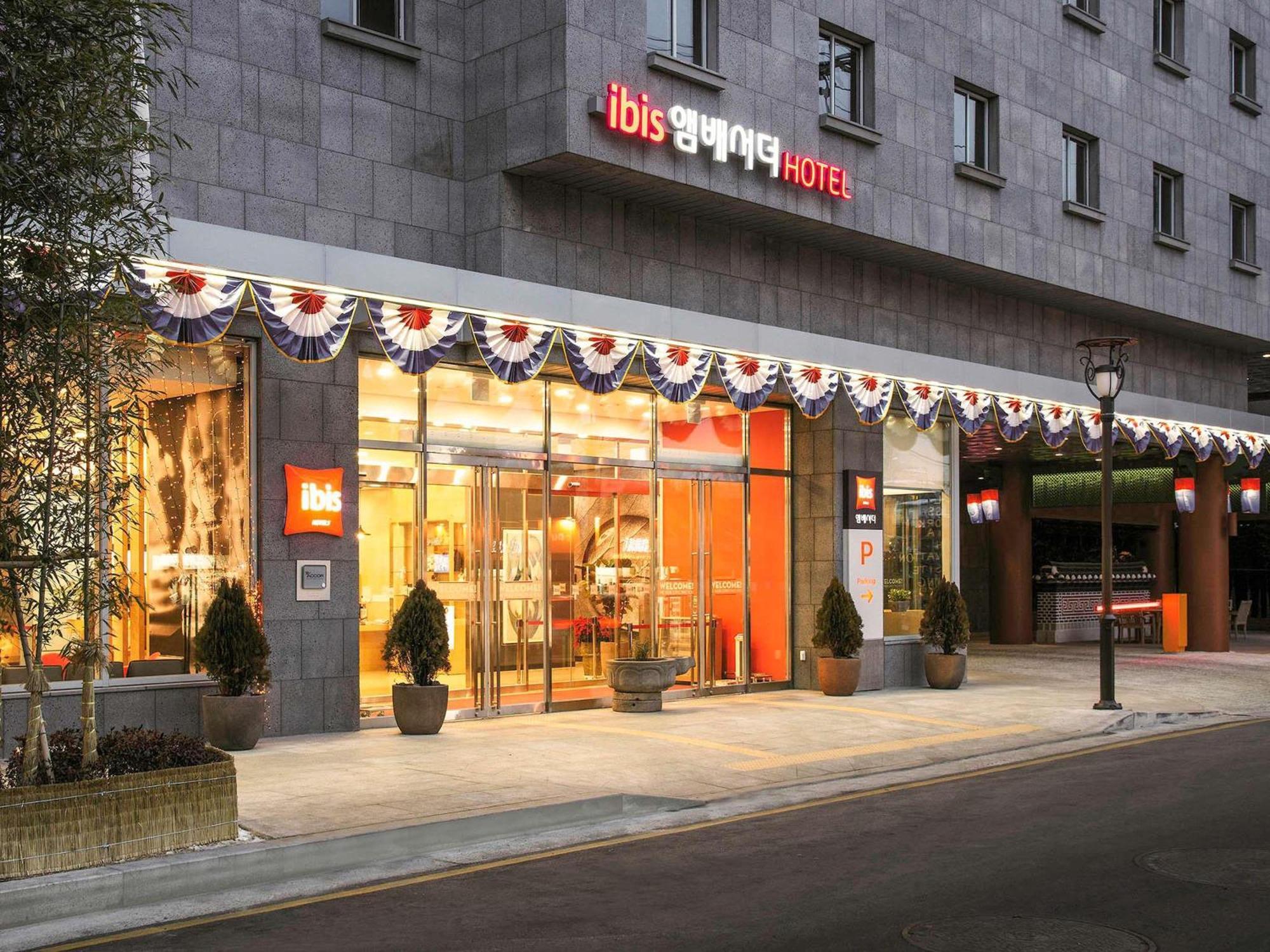 โรงแรมไอบิสแอมบาสเดอร์โซลอินซาดอง โรงแรม